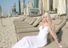 Работаю в магазине, живу одна.  Ищу  мужчину с переездом ко мне